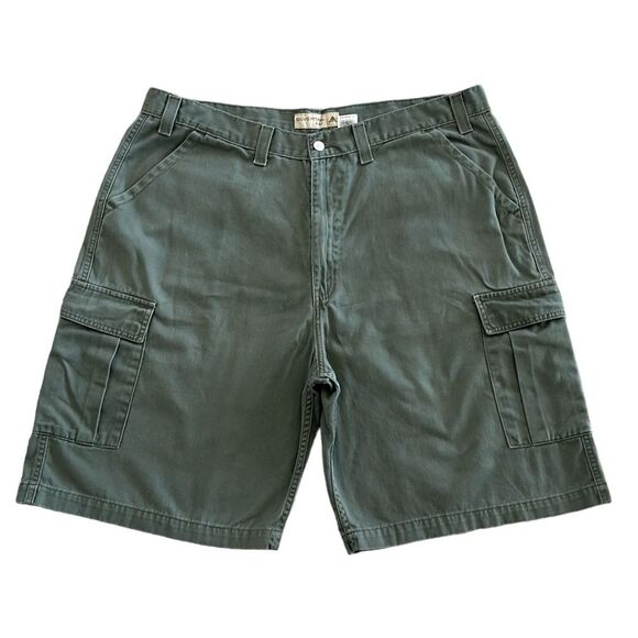 Levi’s Vintage SilverTab Khaki Cargo Green Shorts Size 42 - Picture 1 of 8